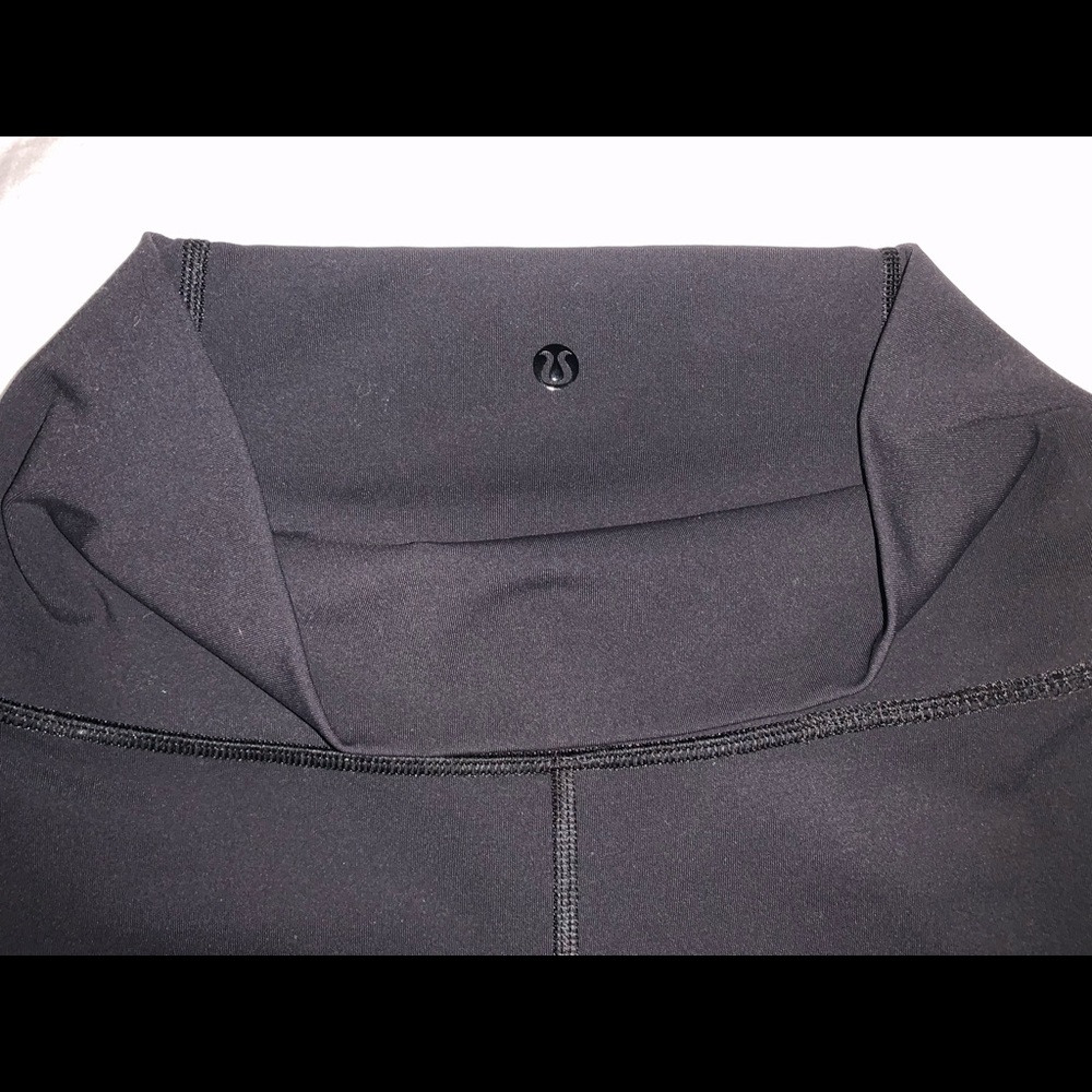 Lulu Lemon black/grey athletic leggings
